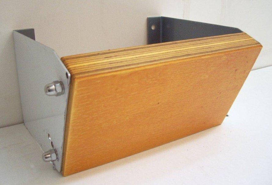 Chaise fixe pans inclinés et droits